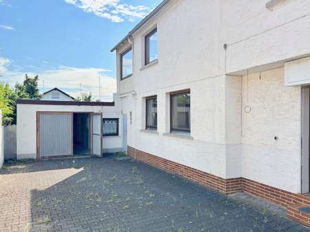 Außenansicht - Doppelhaushälfte in 63533 Mainhausen mit 138m² kaufen
