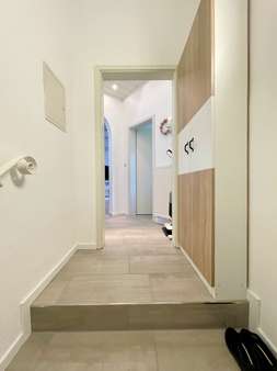 Eingangsbereich - Maisonette-Wohnung in 63179 Obertshausen mit 120m² kaufen