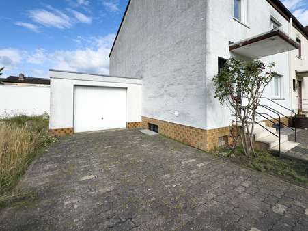 Garage - Reihenendhaus in 63512 Hainburg mit 124m² kaufen