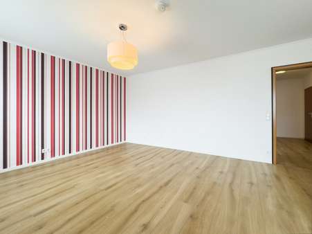 Wohnzimmer Wohnzimmer - Etagenwohnung in 63512 Hainburg mit 64m² kaufen
