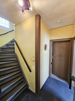 EG - Treppenhaus EG - Treppenhaus - Einfamilienhaus in 63179 Obertshausen mit 84m² kaufen