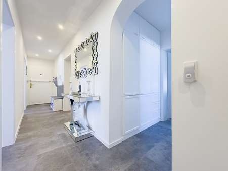 Flurbereich - Etagenwohnung in 63179 Obertshausen mit 87m² kaufen