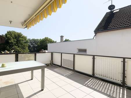 Balkon | OG Balkon | OG - Maisonette-Wohnung in 63533 Mainhausen mit 183m² kaufen