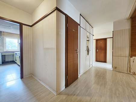 Diele - Erdgeschosswohnung in 63322 Rödermark mit 112m² kaufen