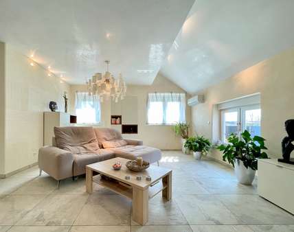 Wohnbereich - Maisonette-Wohnung in 63500 Seligenstadt mit 123m² kaufen