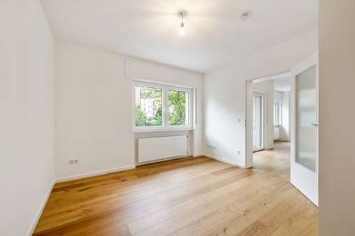 Arbeitszimmer Arbeitszimmer - Erdgeschosswohnung in 63067 Offenbach mit 83m² kaufen