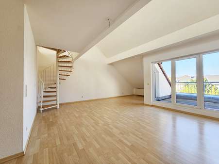 Offener Wohnbereich - Maisonette-Wohnung in 63500 Seligenstadt mit 96m² kaufen