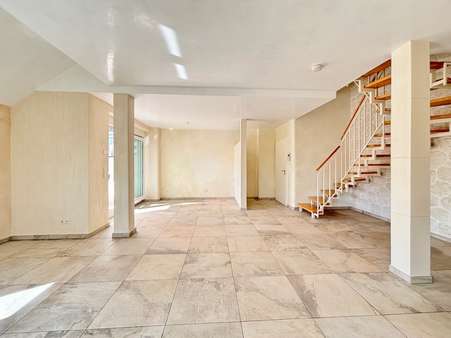 Wohnbereich - Maisonette-Wohnung in 63500 Seligenstadt mit 123m² kaufen