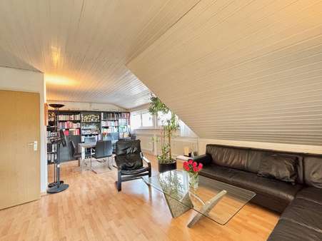 Wohnbereich - Dachgeschosswohnung in 63533 Mainhausen mit 78m² kaufen
