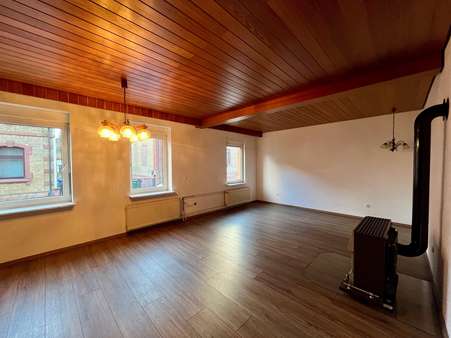 Wohnzimmer_EG - Einfamilienhaus in 63571 Gelnhausen mit 142m² kaufen