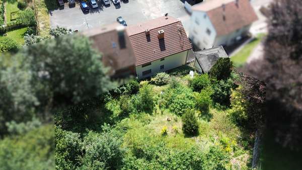 Luftaufnahme Rückseite - Zweifamilienhaus in 63637 Jossgrund mit 173m² kaufen