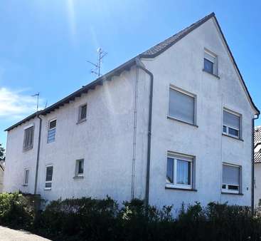 Außensnsicht seitlich - Etagenwohnung in 64331 Weiterstadt mit 60m² kaufen
