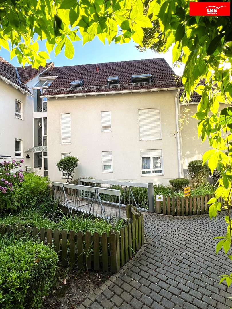Außenansicht Innenhof Außenansicht Innenhof - Etagenwohnung in 60435 Frankfurt mit 107m² kaufen