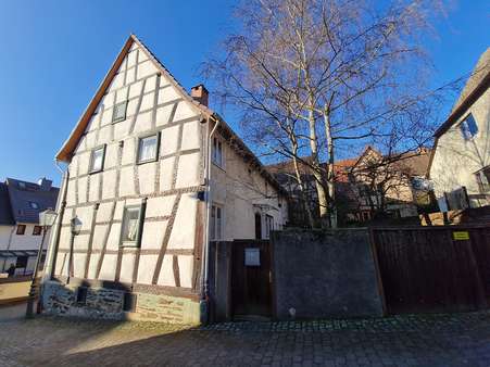 Aussenansicht - Einfamilienhaus in 61250 Usingen mit 116m² kaufen