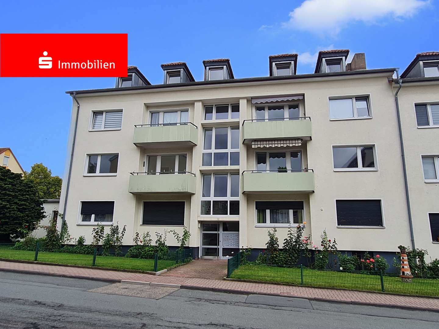 Außenansicht - Dachgeschosswohnung in 61350 Bad Homburg mit 73m² kaufen