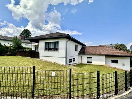 Gartenansicht Gartenansicht - Fertighaus in 61267 Neu-Anspach mit 220m² kaufen