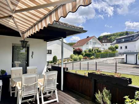 Terrasse Terrasse - Fertighaus in 61267 Neu-Anspach mit 220m² kaufen