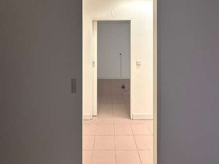 Zimmer - Erdgeschosswohnung in 61350 Bad Homburg mit 95m² kaufen