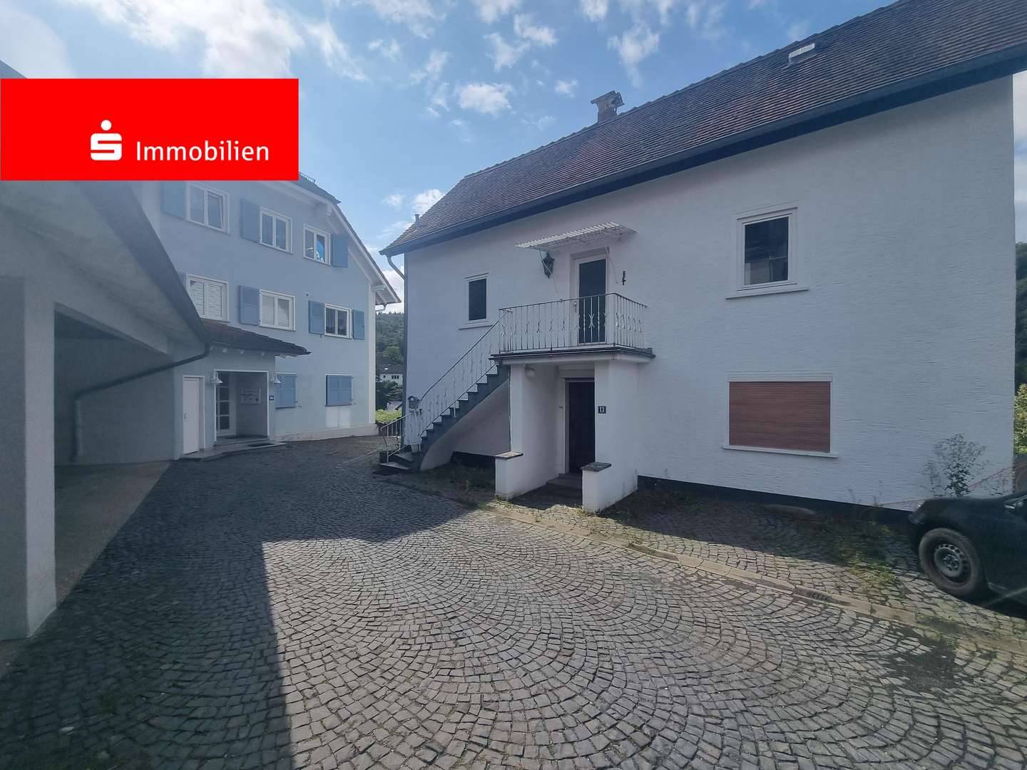 Ansicht Hofseite - Zweifamilienhaus in 61276 Weilrod mit 168m² kaufen