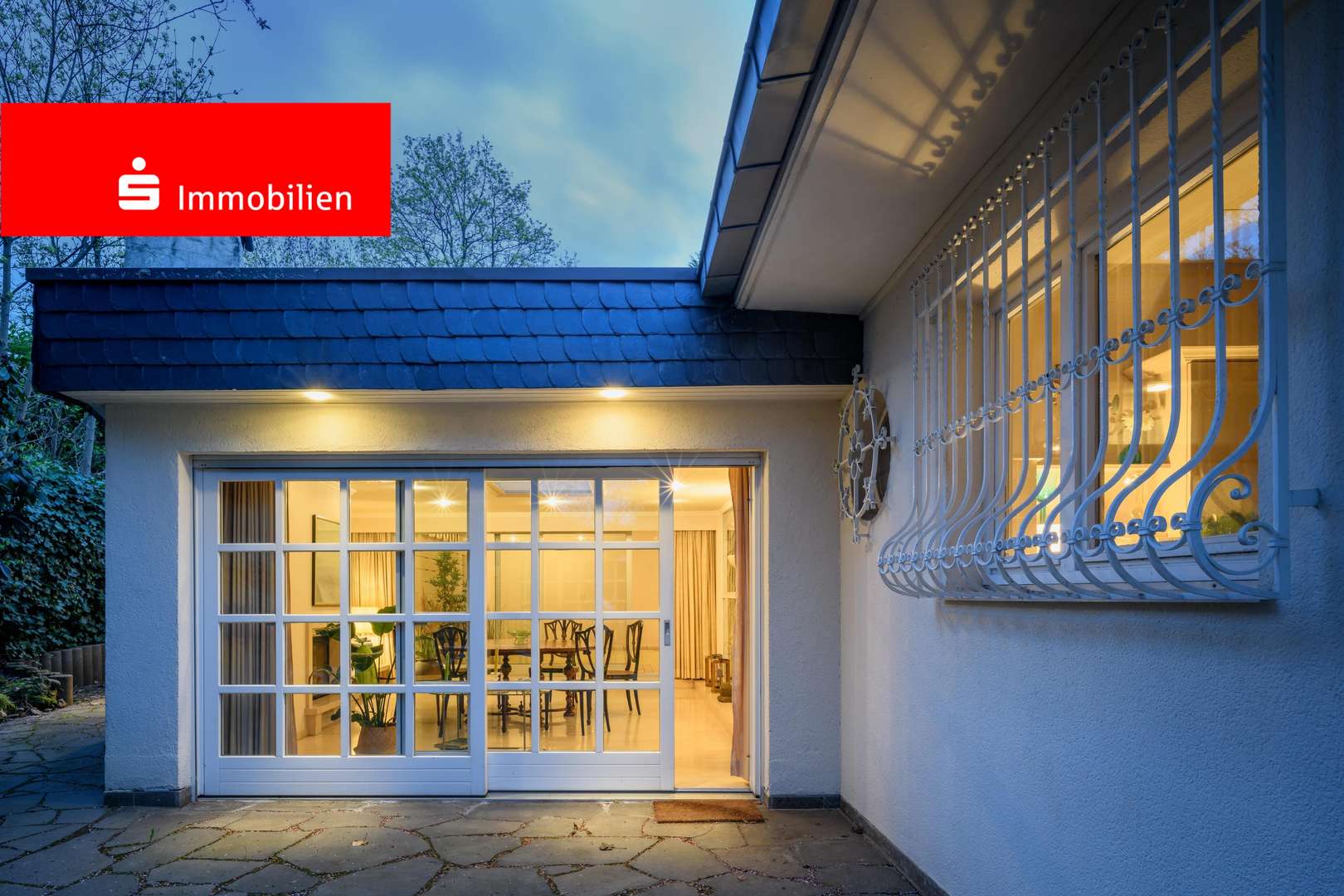 Ihr neues Zuhause im Abendlicht - Villa in 61462 Königstein mit 320m² kaufen