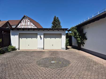 Doppelgarage - Bungalow in 61267 Neu-Anspach mit 148m² kaufen
