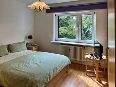 Schlafzimmer Schlafzimmer - Etagenwohnung in 61348 Bad Homburg mit 70m² kaufen