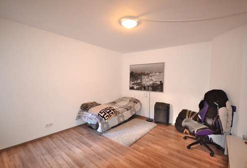 Zimmer oben - Erdgeschosswohnung in 70197 Stuttgart mit 61m² kaufen