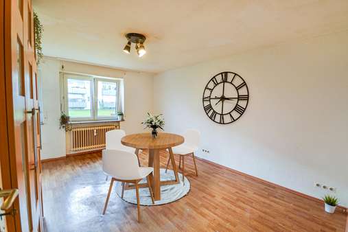 Zimmer Zimmer - Erdgeschosswohnung in 71065 Sindelfingen mit 23m² kaufen