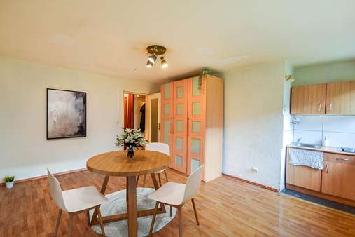 Zimmer Zimmer - Erdgeschosswohnung in 71065 Sindelfingen mit 23m² kaufen