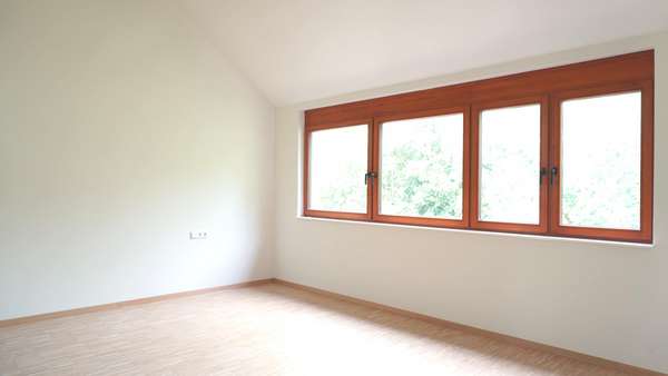 Elternschlafzimmer Elternschlafzimmer - Maisonette-Wohnung in 72127 Kusterdingen mit 173m² mieten