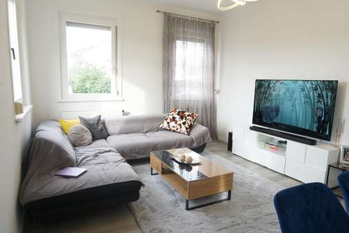 Wohnzimmer EG - Mehrfamilienhaus in 70771 Leinfelden-Echterdingen mit 200m² kaufen