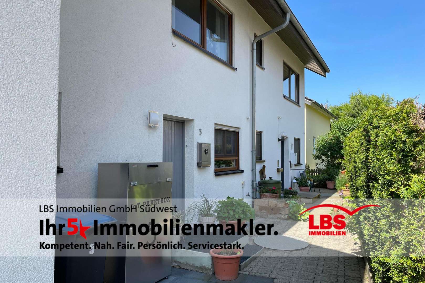 Hauseingang - Reihenmittelhaus in 71126 Gäufelden mit 137m² kaufen