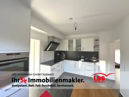 Modernisiertes Einfamilienhaus zum Einziehen und Wohlfühlen