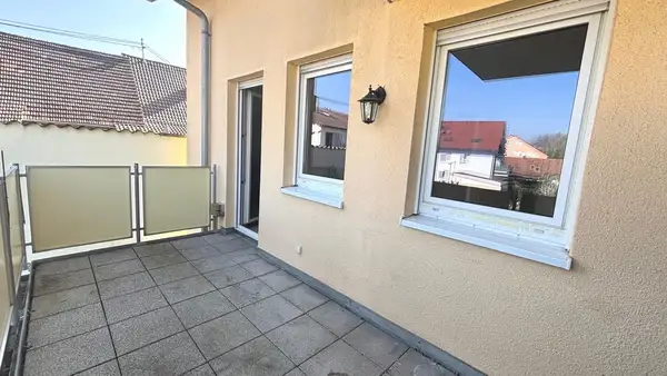 Helle 3-Zimmerwohnung mit Stellplatz, Gartenanteil und 2 Balkone