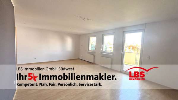 Wohn-Esszimmer mit Balkon - Etagenwohnung in 75015 Bretten mit 82m² kaufen