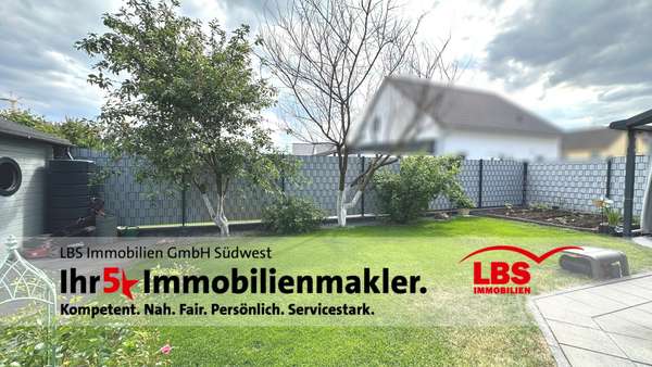 Garten Garten - Zweifamilienhaus in 76661 Philippsburg mit 229m² kaufen