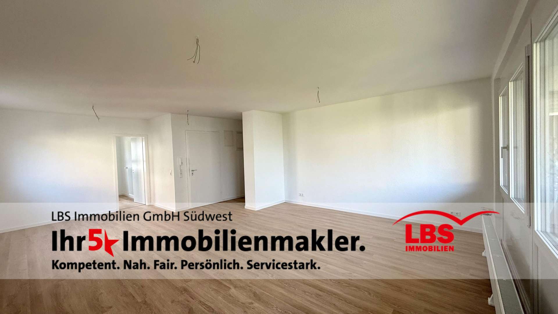 Wohn- und Esszimmer EG - Mehrfamilienhaus in 70327 Stuttgart mit 252m² kaufen