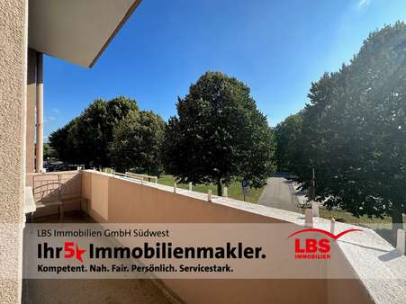 Balkon - Etagenwohnung in 76646 Bruchsal mit 129m² kaufen