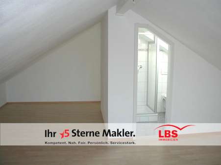 Studio / Dusche und WC - Maisonette-Wohnung in 76689 Karlsdorf-Neuthard mit 96m² kaufen