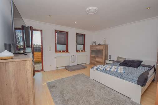 Wohnen Whg. Nr. 6 Wohnen Whg. Nr. 6 - Mehrfamilienhaus in 25337 Elmshorn mit 503m² als Kapitalanlage kaufen
