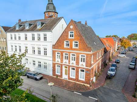 Detailansicht. - Zweifamilienhaus in 25348 Glückstadt mit 170m² kaufen