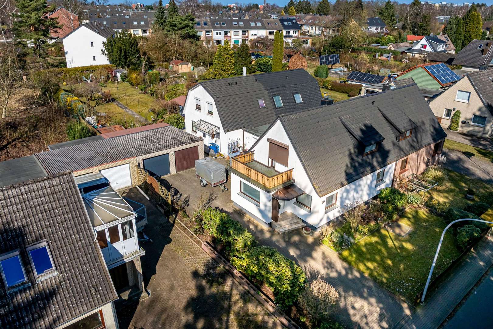 Gesamtansicht - Doppelhaushälfte in 22844 Norderstedt mit 204m² kaufen