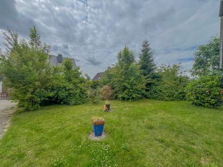 Gartenansicht. Gartenansicht. - Einfamilienhaus in 25524 Itzehoe mit 119m² kaufen