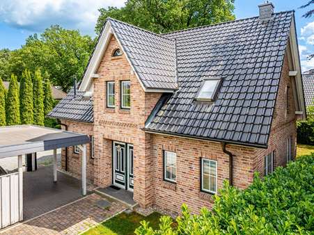 Neuwertiges Kapitänshaus. Neuwertiges Kapitänshaus. - Einfamilienhaus in 25451 Quickborn mit 166m² kaufen