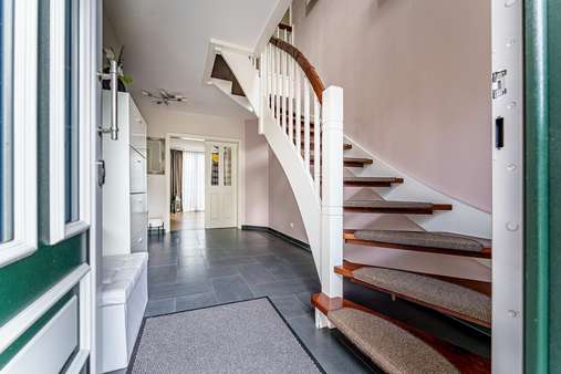 Herzlich Willkommen. Herzlich Willkommen. - Einfamilienhaus in 25451 Quickborn mit 166m² kaufen