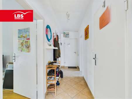 Flur -  in 53129 Bonn mit 61m² mieten