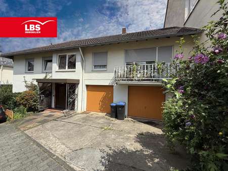 Mehrfamilienhaus in 53179 Bonn mit 183m² kaufen