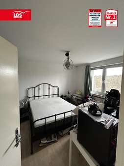 Sep. Schlafzimmer - Etagenwohnung in 51147 Köln mit 50m² kaufen