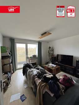 Wohnzimmer - Etagenwohnung in 51147 Köln mit 50m² kaufen