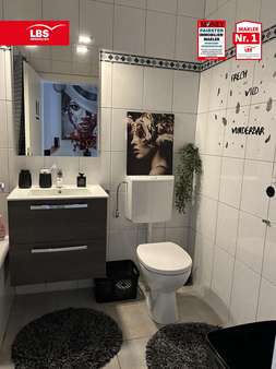 Bad - Etagenwohnung in 51147 Köln mit 176m² kaufen